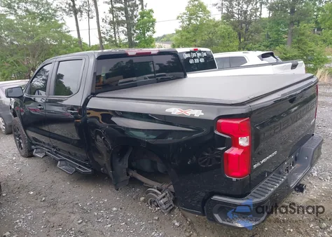 2023 Chevrolet Silverado 1500 4Wd Short Bed Rst z USA, uszkodzony, nr VIN 1GCUDEED2PZ130558